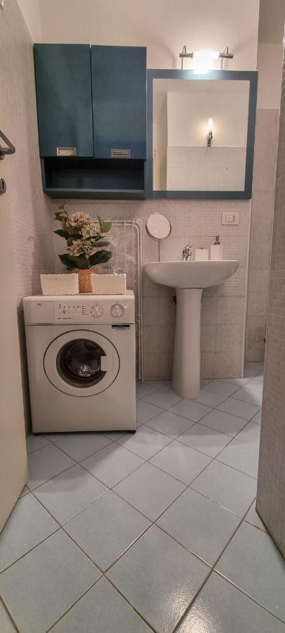 Altido Trendy 1-Bed Flat, Easy Access To Centre Appartement Milaan Buitenkant foto
